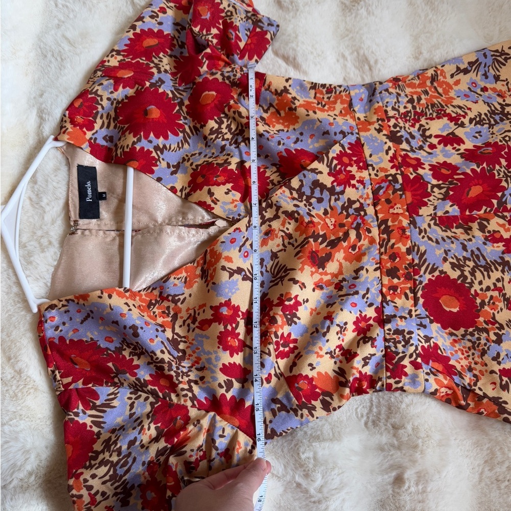 Floral V-Neck Romper ( my holiday romper ) Size M run small - Picture 11 of 15